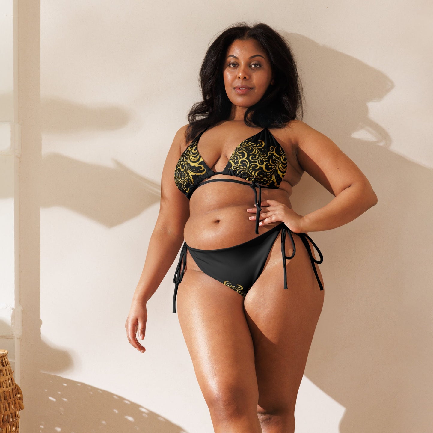 Bikini à string Prestige™ Floraison Noir et Or - Prestige SXM