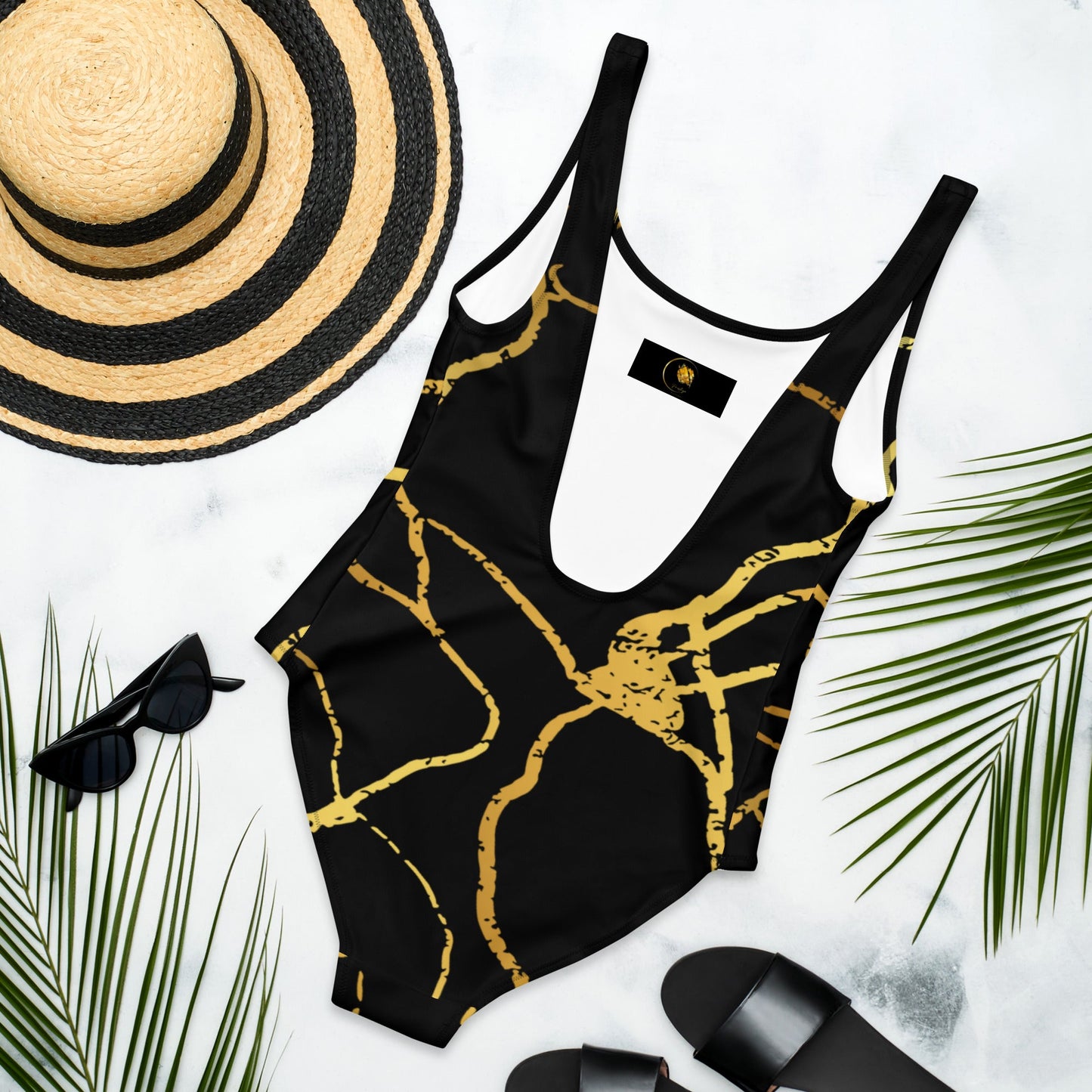 Maillot de Bain Prestige™ 1 Pièce Noir et Or Filament 2 - Prestige SXM