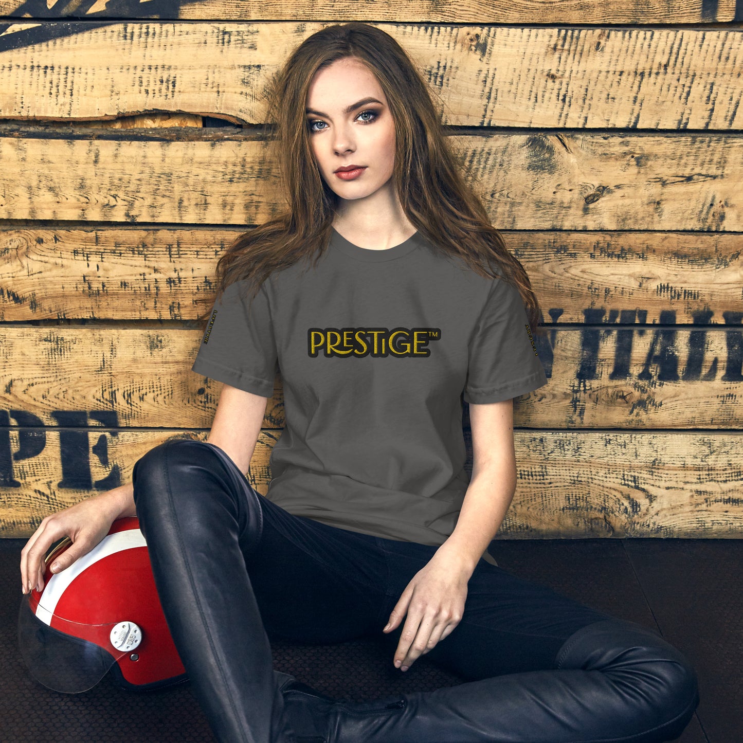 T-shirt Logo Texte Brodé Prestige™ Unisexe - Prestige SXM