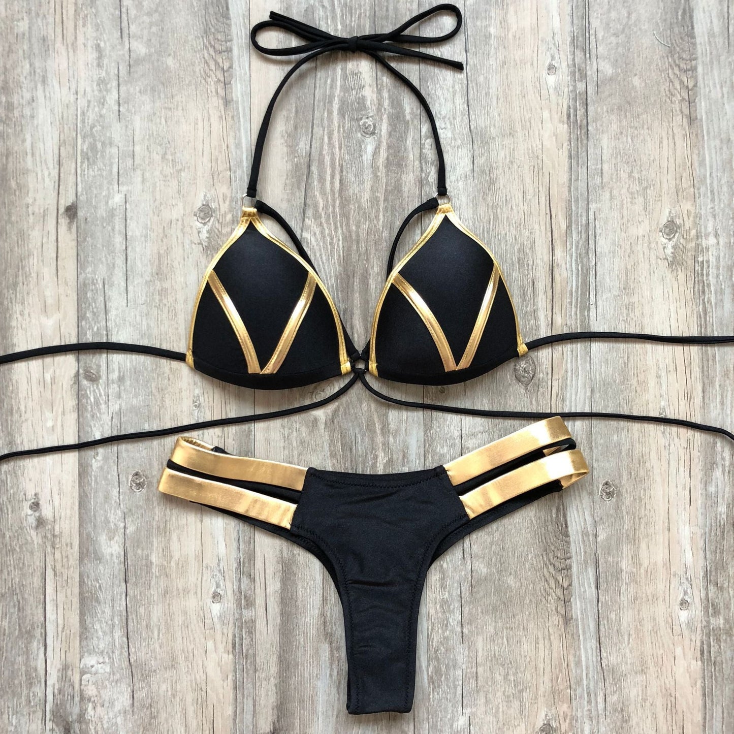 Bronzage bikini Noir et Or - Prestige SXM