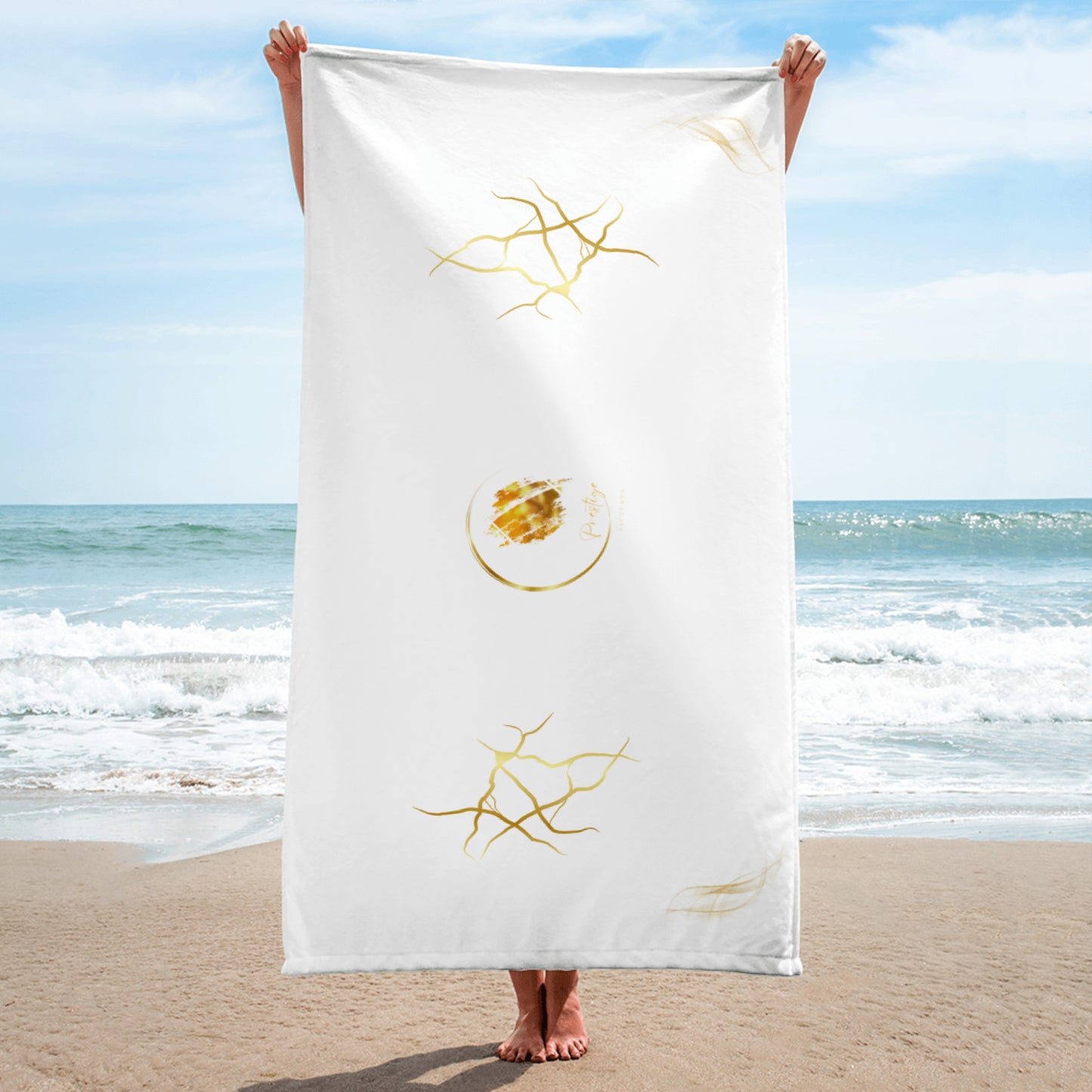 Prestige™ White and Gold Napkin