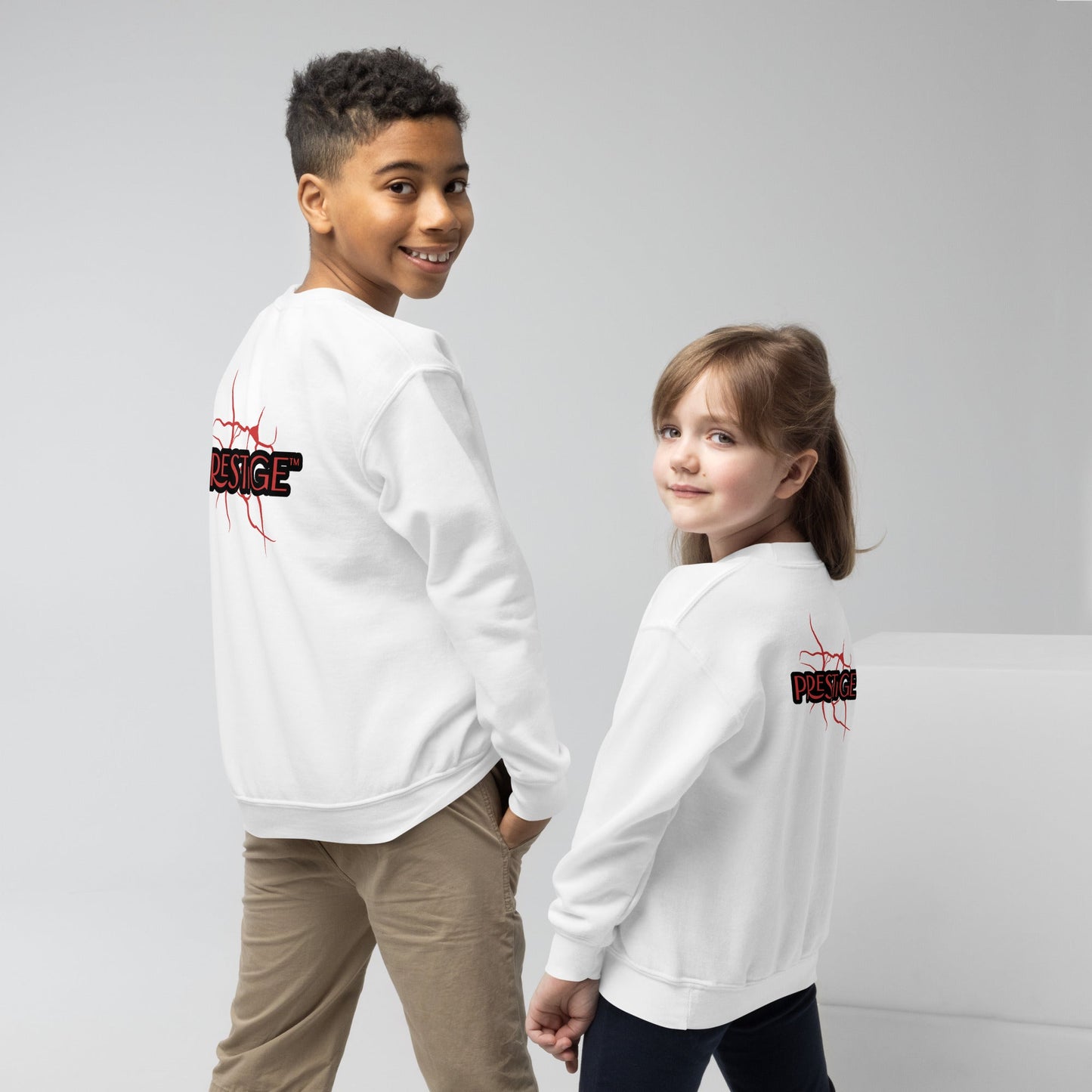 Sweat classique enfant Unisexe en Gildan 18000B Prestige™ Noir et Rouge NEW STYLE - Prestige SXM